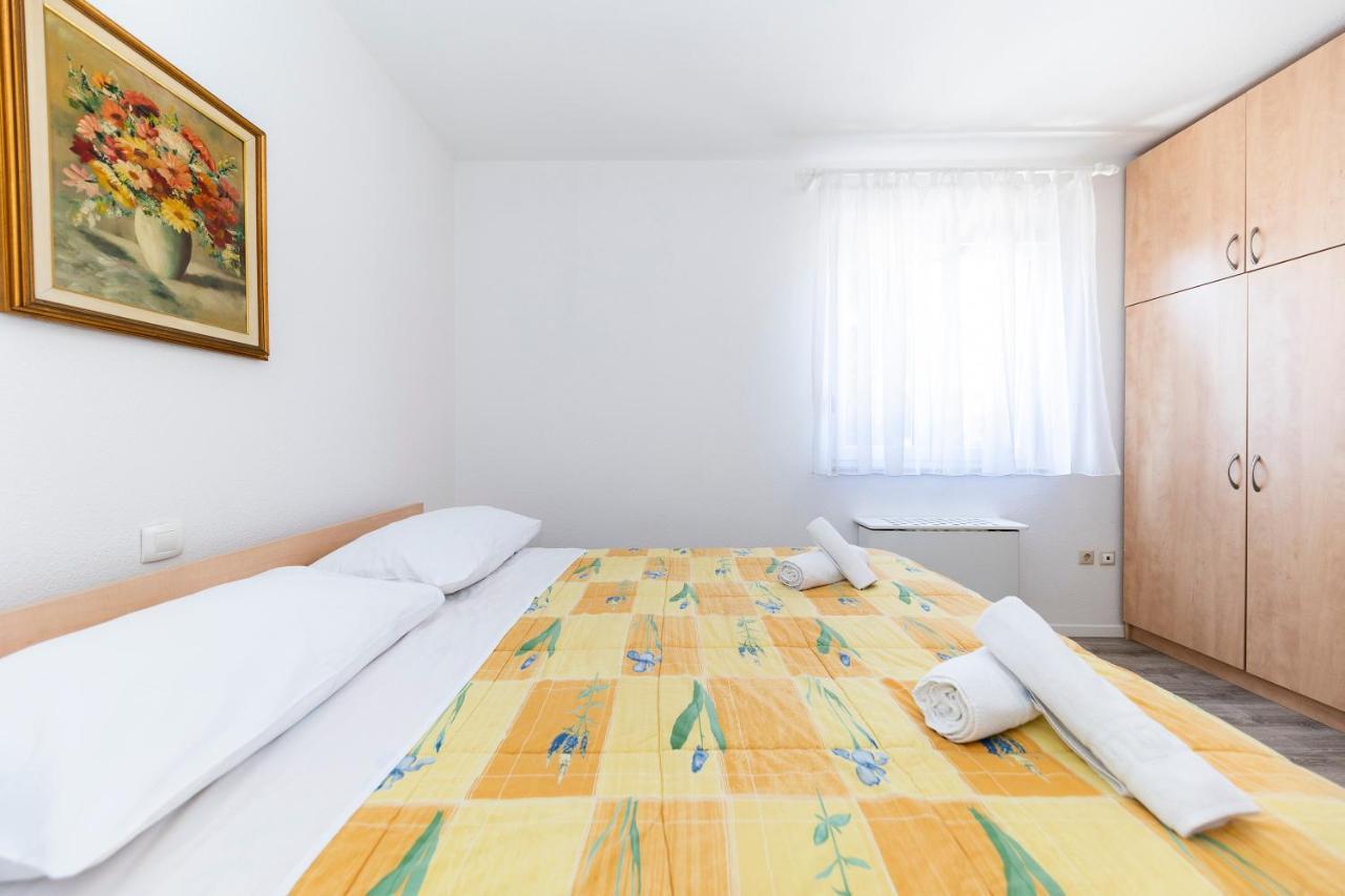 Guesthouse Villa Irena Zadar Exterior photo