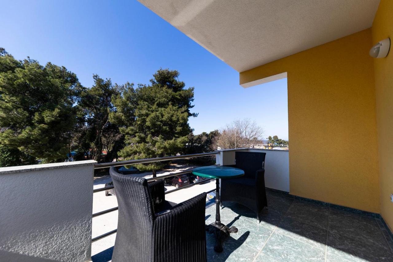 Guesthouse Villa Irena Zadar Exterior photo